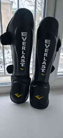 Продам Шлем кожаный с металлической решёткой + защита голени Донецк