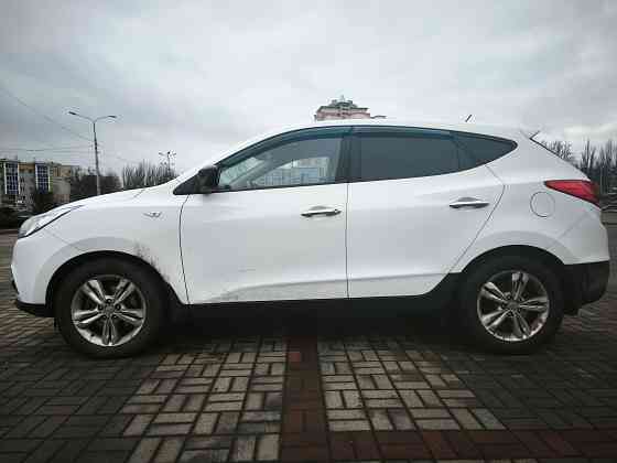 Hyundai ix35 2012г. Пробег 127 т.км. Автомат Aisin 6ст. Мотор 2.0л бензин. Без Дтп. Высокий клиренс Донецк