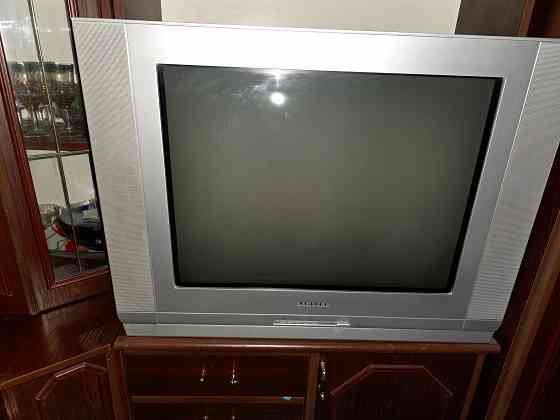 Отдам даром телевизор Донецк