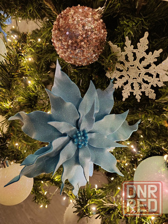 Новогодние цветы, украшения, игрушки Макеевка - изображение 4