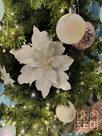 Новогодние цветы, украшения, игрушки Макеевка - изображение 2