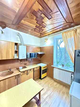 Продажа 2 комн. Сталинки. Центр Донецк