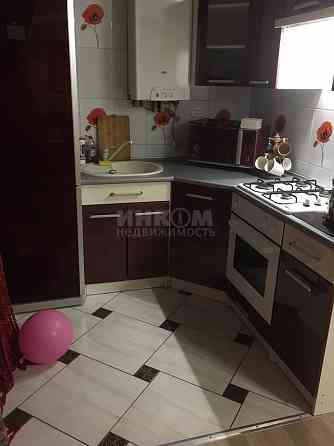 Продам 3к Городок Щорса рн 5-й Школы Луганск