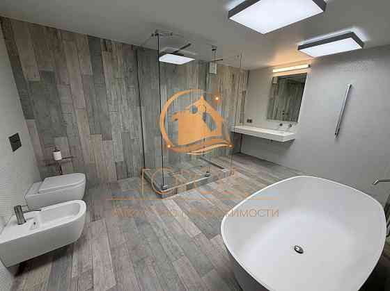 Продажа 2х Уровневой Квартиры в Закрытом Комплексе в Style LoFt ! Охрана 24 часа ! Вода идет ! Донецк