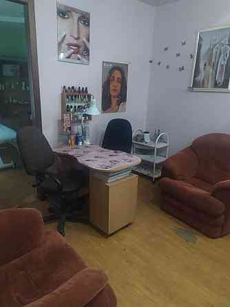 Сдаются рабочие места в салоне красоты Донецк