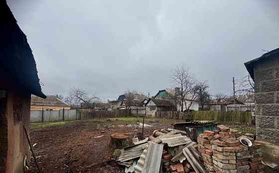 Продается приватизированный земельный участок с домом. Донецк