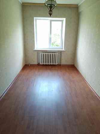 Продается 4-х комнатная квартира, пл. Петровского Донецк