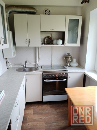 Продается 4-х комнатная квартира, пл. Петровского Донецк - изображение 1