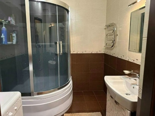 Срочная сдача, ворошиловский район Донецк