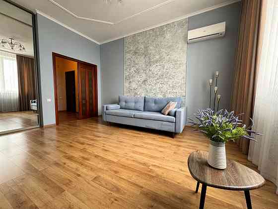 Сдаётся однокомнатная квартира. Ворошиловский р-н. Проспект дзержинского на. "Спарте" Донецк