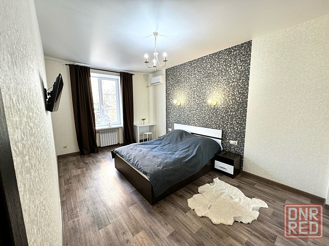 Сдаётся двухкомнатная квартира (студия + спальня). Кубышевский р-н. Бакины прям на кольце. Донецк - изображение 4