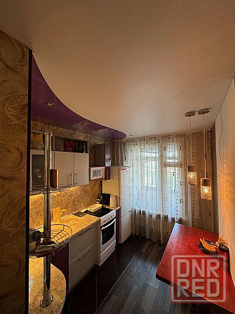 Сдаётся двухкомнатная квартира. Ленинский р-н. На Конти. Рядом Цирк-золотое кольцо. Донецк - изображение 1