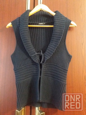 Продам жилет жилетку безрукавку р. 42-44 Донецк - изображение 1