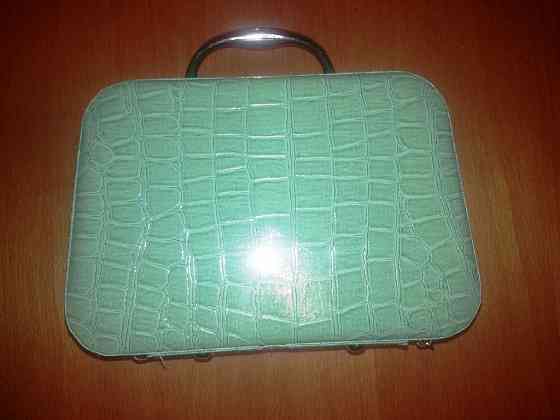 Маленький чемоданчик Макеевка