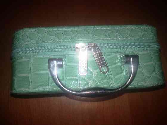 Маленький чемоданчик Макеевка