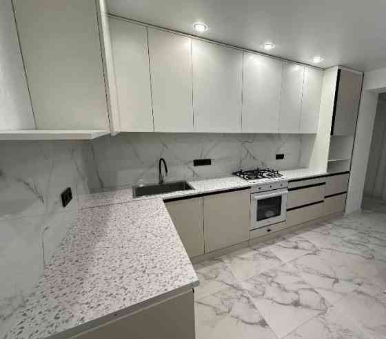 Макеевка аренда Евро ремонт 1-к кв Комсомольский мкр Собственник Макеевка