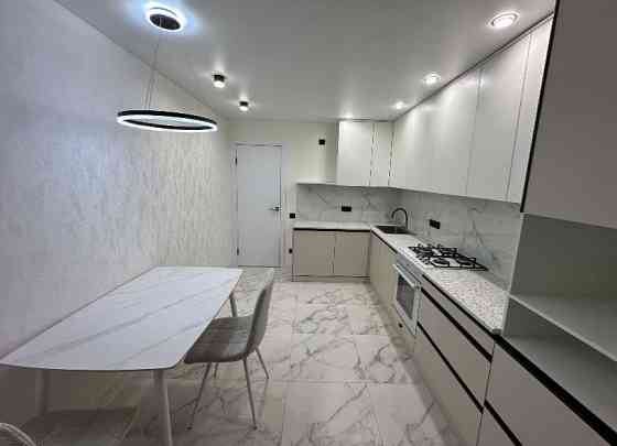 Макеевка аренда Евро ремонт 1-к кв Комсомольский мкр Собственник Макеевка