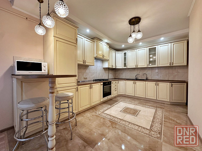 Сдаётся 1-ком квартира крупногабаритная 40м² в Ворошиловском районе. Донецк - изображение 1