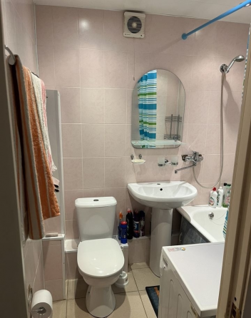 Сдается: 1 комнатная квартира Район: Киевский Донецк