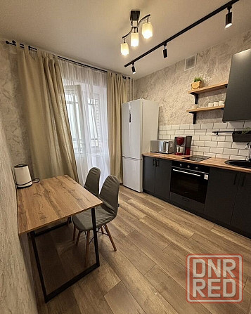 Сдам 1-комнатную квартиру в Ворошиловском районе, Донбасс Арена. Донецк - изображение 4