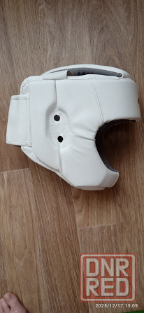 продам шлем, защита для карате киокушинкай в отличном состоянии. Одет несколько раз. Размер м. Донецк - изображение 2