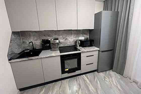 Сдаю однокомнатную квартиру в Калининском районе Донецка, по адресу: проспект Дзержинского, 8 Донецк