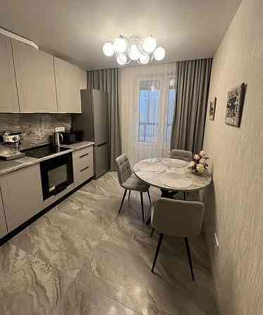 Сдаю однокомнатную квартиру в Калининском районе Донецка, по адресу: проспект Дзержинского, 8 Донецк