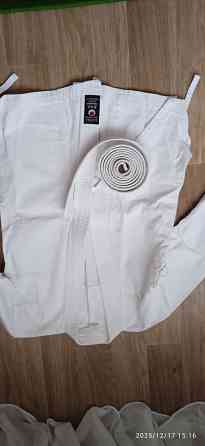 продам кимоно для карате в отличном состоянии размер 40 Донецк