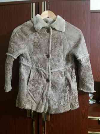 Продам дубленку куртку детскую натуральную на 5 лет Донецк