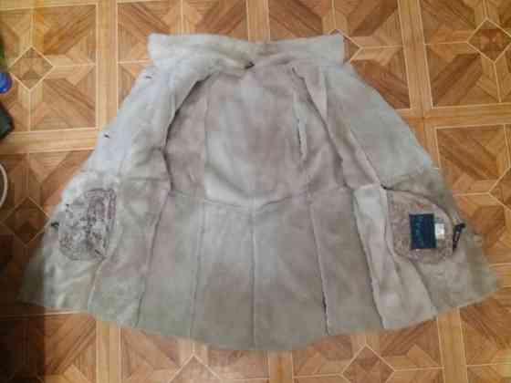 Продам дубленку куртку детскую натуральную на 5 лет Донецк