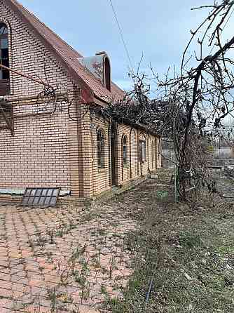 Продам большой элитный дом. Центр г.Шахтерск. Шахтерск