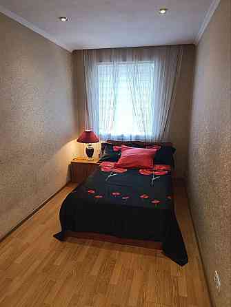 Посуточно уютная 3ком Ленинский район Цирк Донецк