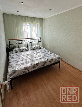 Посуточно уютная 3ком Ленинский район Цирк Донецк - изображение 6