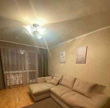 Сдается трехкомнатная квартира в Петровском районе Донецк