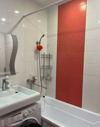 Сдается красивая двухкомнатная квартира в ленинском районе Донецк