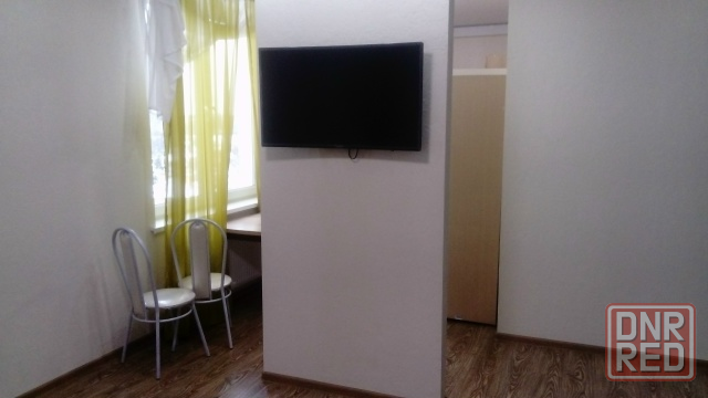 Сдаётся шикарная 2-к квартира Находится в Ленинском районе Донецк - изображение 2