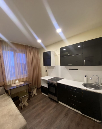 Сдается: 1 комнатная квартира Район: Кировский Донецк