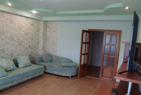 Сдается: 1-комнатная квартира, Ленинский район Донецк