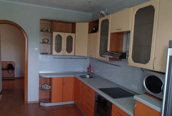 Сдается: 1-комнатная квартира, Ленинский район Донецк