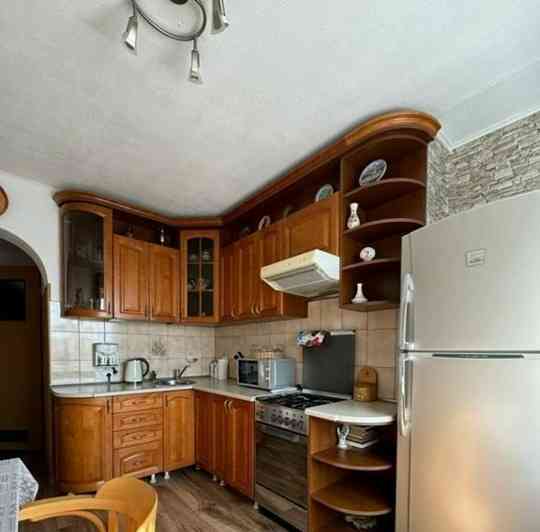 Двухкомнатная квартира в долгосрочную аренду, расположена в Киевском районе Донецк