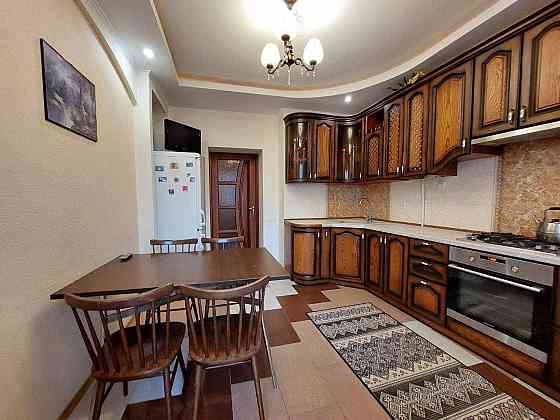 3-к квартира, 81 м2, 2 эт. Мариуполь