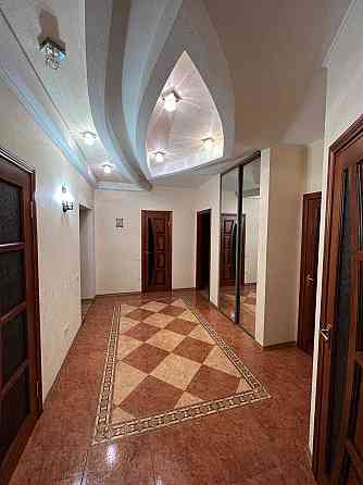 3-к квартира, 81 м2, 2 эт. Мариуполь