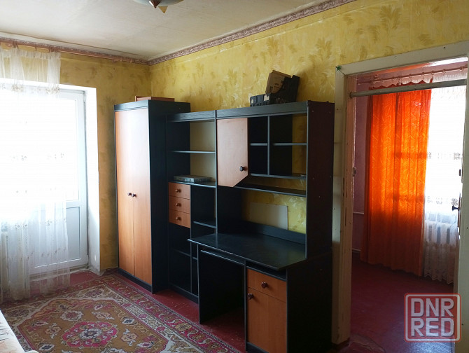 Продается 2 комнатная квартира Ильича Калининский р-н Донецк - изображение 1