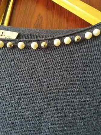 Продам свитер джемпер с бусинами р.52 Донецк