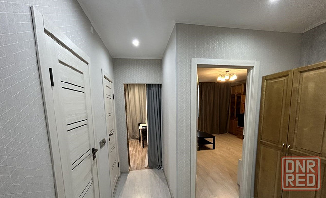 Сдаю однокомнатную квартиру в Ленинском районе Донецка, ориентир: Цирк. Донецк - изображение 2