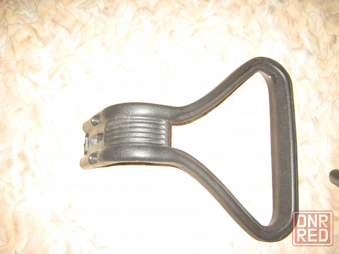 Универсальные подлокотники "Самба" для офисного кресла Донецк - изображение 3