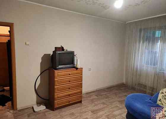 Продаётся 2 ком кв чешка двухсторонняя на 22 училище Донецк