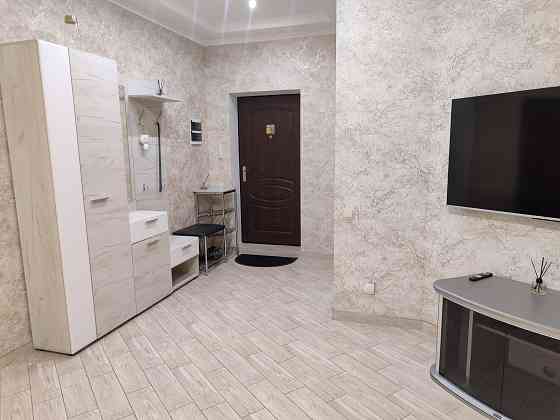 Собственник!!! Вода 24/7 Сдам 3-х комнатную квартиру студию 80 м². Калининский р-н Безалкогольный Донецк