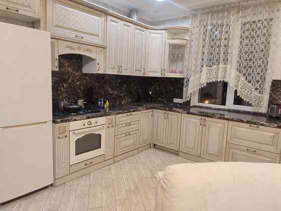 Собственник!!! Вода 24/7 Сдам 3-х комнатную квартиру студию 80 м². Калининский р-н Безалкогольный Донецк