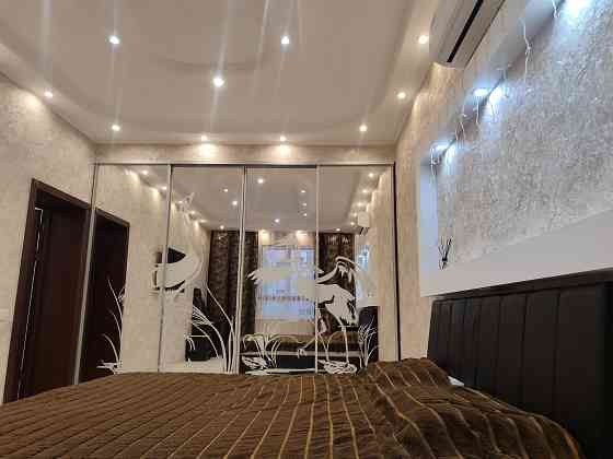 Собственник!!! Вода 24/7 Сдам 3-х комнатную квартиру студию 80 м². Калининский р-н Безалкогольный Донецк